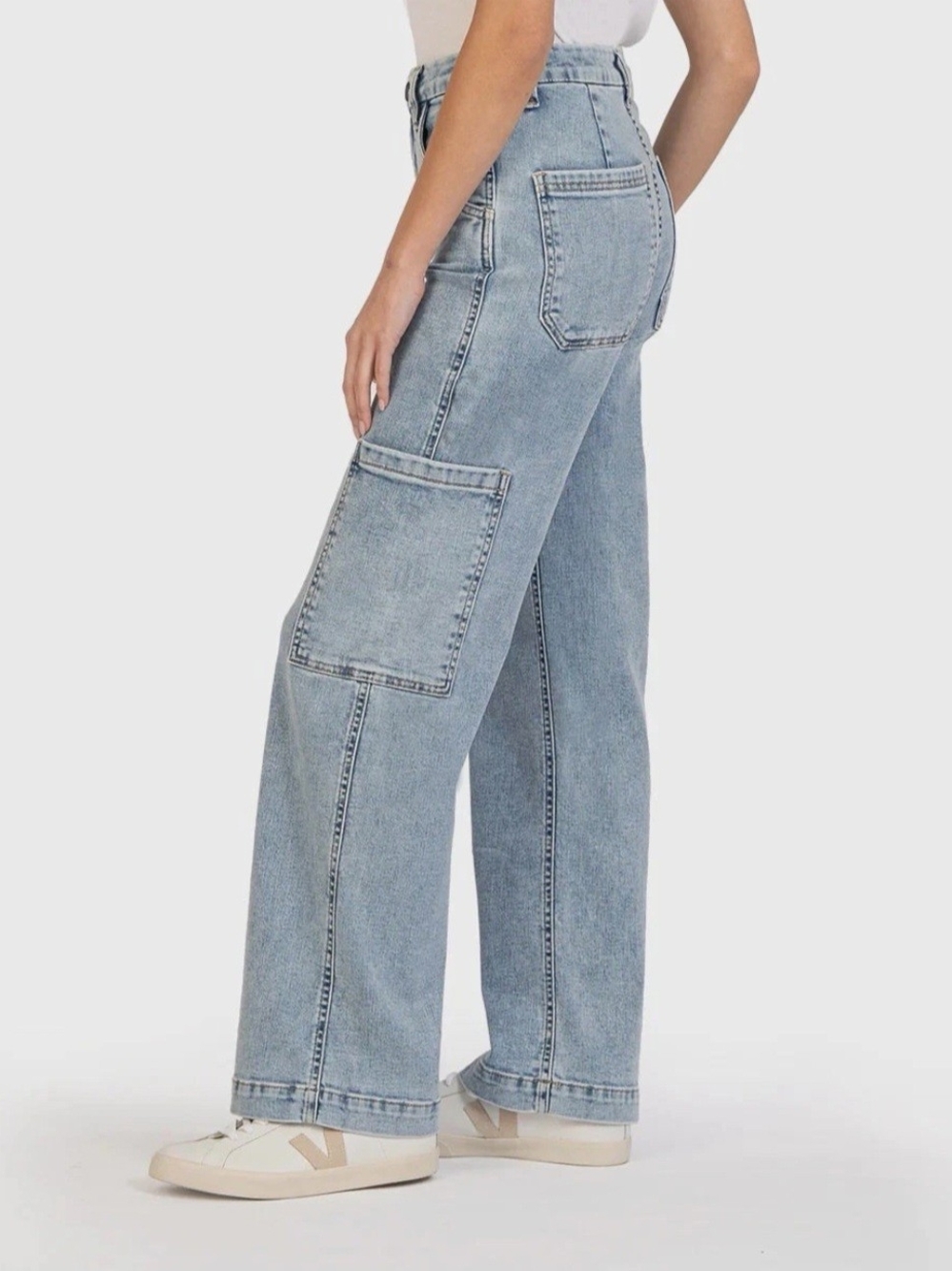 Kut from the Kloth Light Blue Wide Leg Patch Pocket Jeans